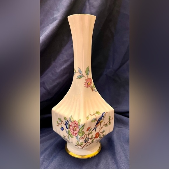 Pembroke Aynsley England Fine Bone China Gilded Milk White Glass Porcelain Vase - Picture 4 of 14
